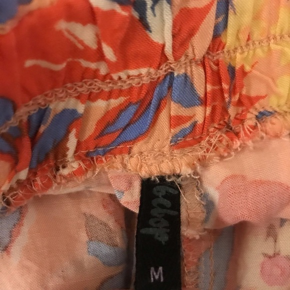 *** Floral Lounge Shorts - Picture 3 of 3